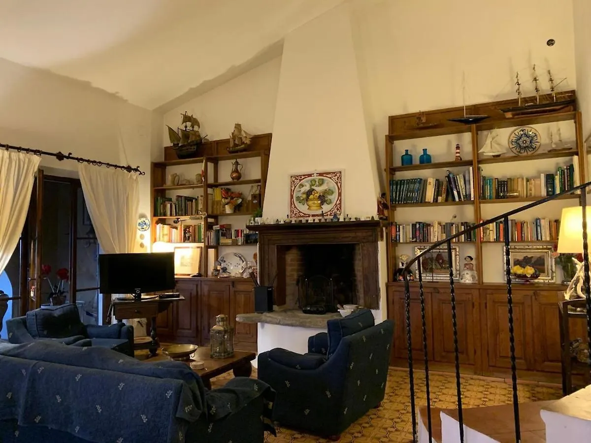 Villa Silvana Magazzini  Holiday home Magazzini (Tuscany)