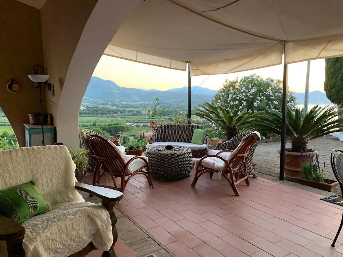 Villa Silvana Magazzini  Holiday home Magazzini (Tuscany)